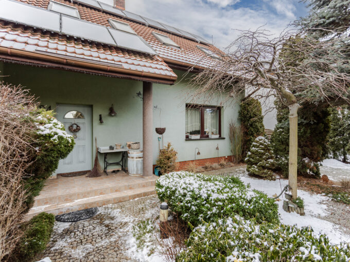 Dom | 5 pokoi | Garaż | 650 m² działki | Smochowice | Piękny Ogród |