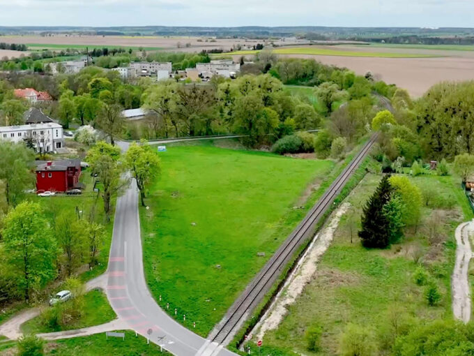 Działka 1,13 ha z warunkami na dwa warianty zabudowy i przyłączami!